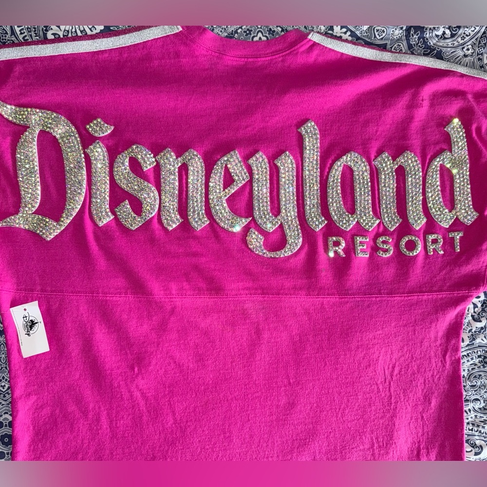 New Bedazzled DISNEYLAND SPIRIT JERSEY IMAGINATION PINK - Picture 2 of 9